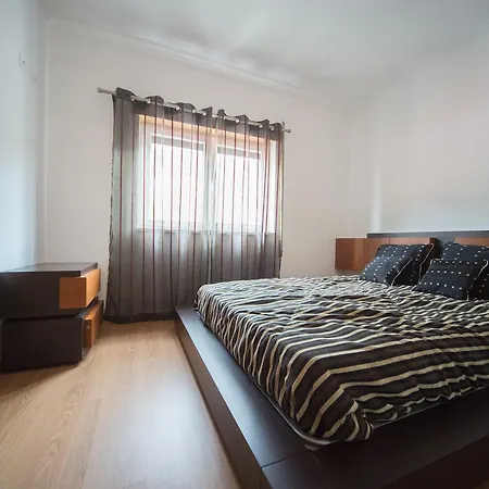 Casa Do Meio Da Vila Διαμέρισμα *